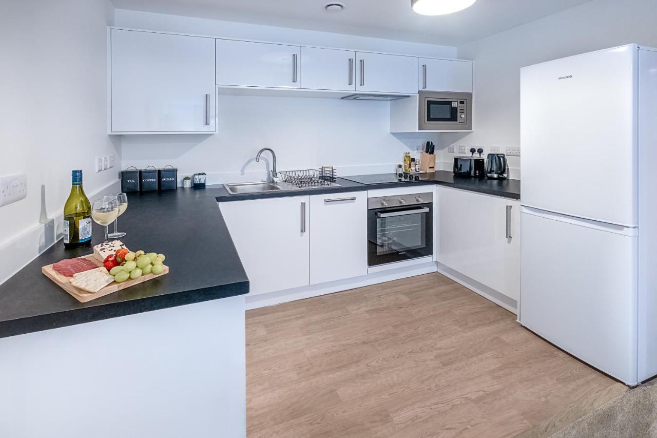 Luton Modern Serviced Accommodation For Contractors, Relocators, Professionals, Tourists And Students - Akugi Homes Exterior foto
